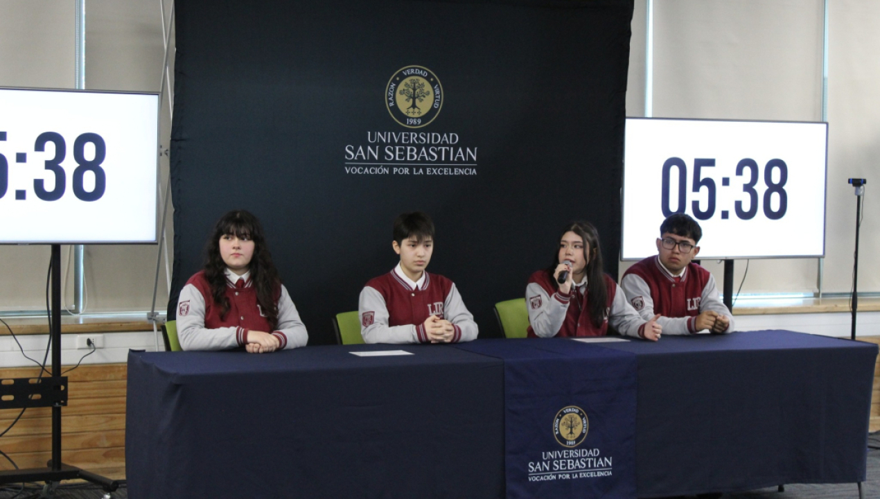 /equipo-del-liceo-isidora-ramos-obtiene-destacado-tercer-lugar-en-final