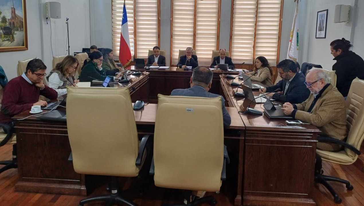 /curico-entrega-subvenciones-a-deporte-y-organizaciones