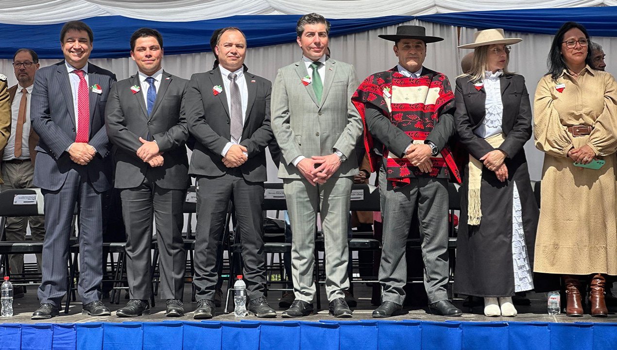 /comuna-de-san-pedro-realiza-desfile-de-fiestas-patrias