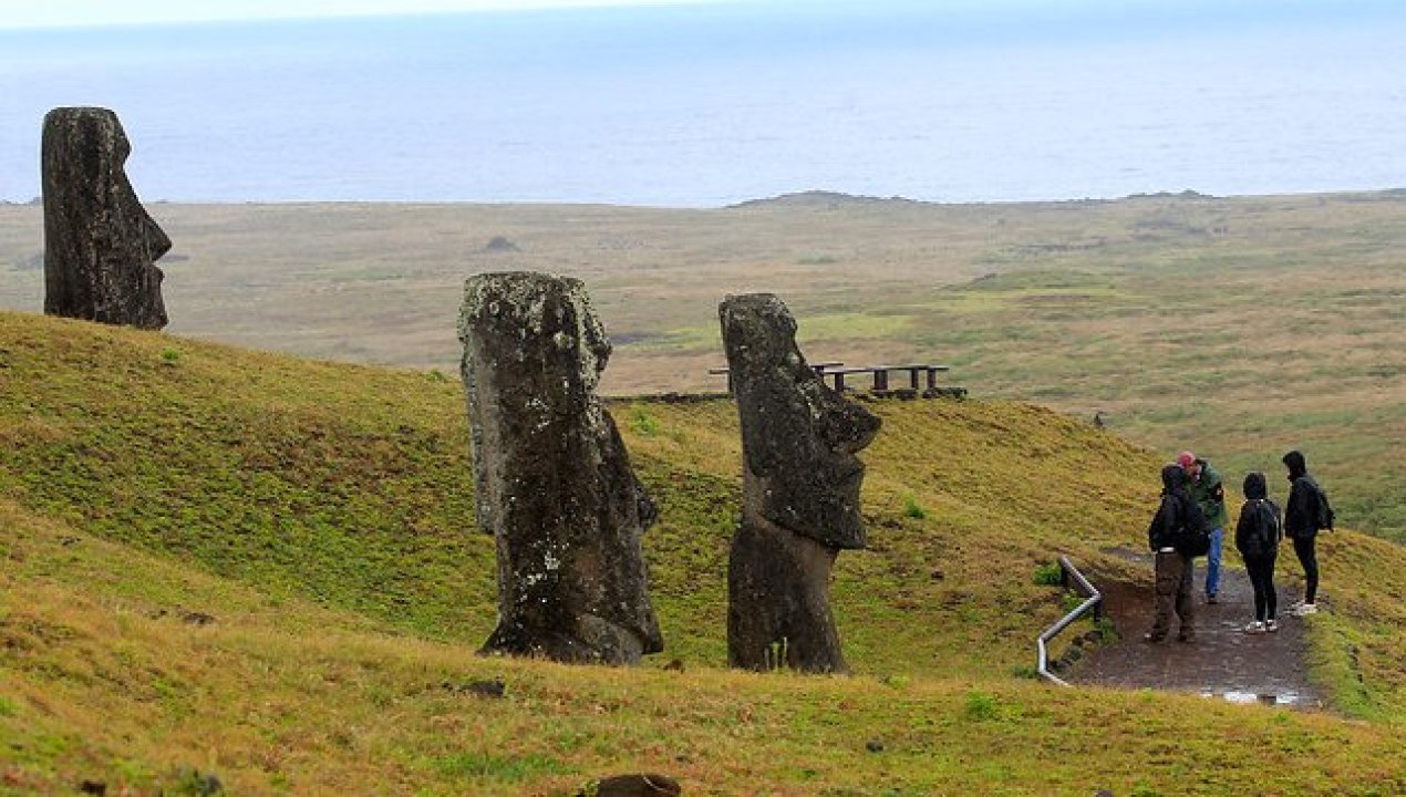 /regionales/region-de-valparaiso/confirman-brote-de-dengue-en-rapa-nui-suma-nueve-casos-confirmados